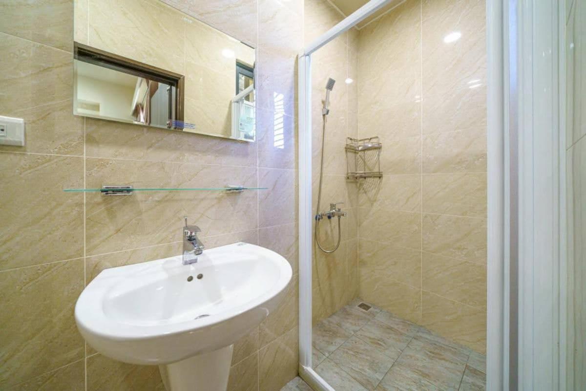 台南迎家樂 Lägenhet Anping Exteriör bild